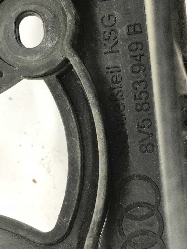 фото №12, Audi a3 s3 8v 2016 решётка радиатора верхний радиатора 8v5853949b