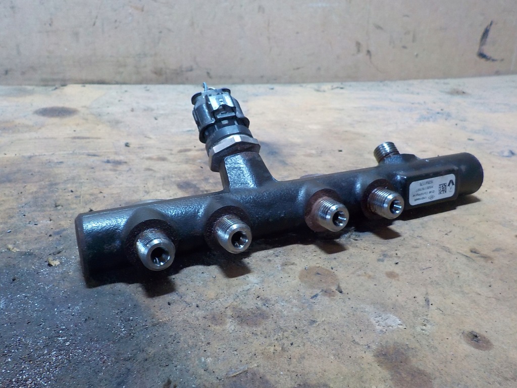 фото №5, Молдинг впрыскная clio iv 16r. 0281006241