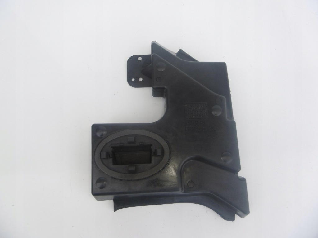 фото №1, Захист кронштейн жабо корпус volvo оригінальний номер 6g9n-022b19-a