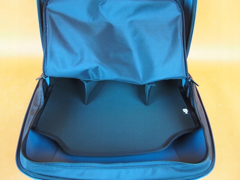 фото №12, Audi сумка na подголовники органайзер оригинал nowa 000061102d