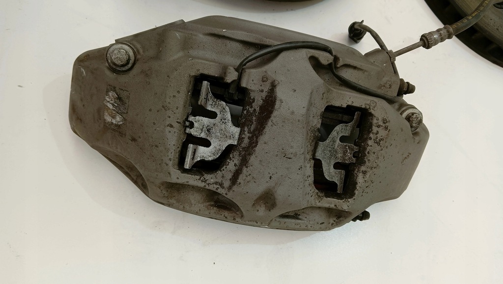 фото №10, Audi sq8 q8 4m8 супорти гальмівні диски гальмівні колодки гальма