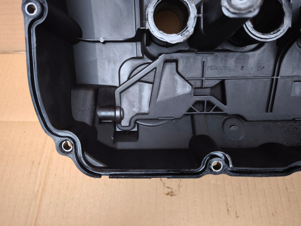Mini cooper r56 1.4 16v vti n12b14aa крышка клапанов peugeot 207 208 308 в Украине