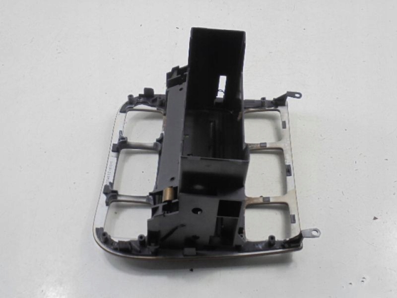 фото №4, Mercedes s w220 консоль рамка радио a2206800352