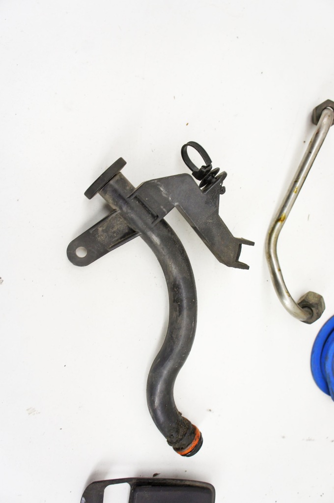 фото №8, Pr359 volvo v90 16- тримачі кронштейни кріплення комплект