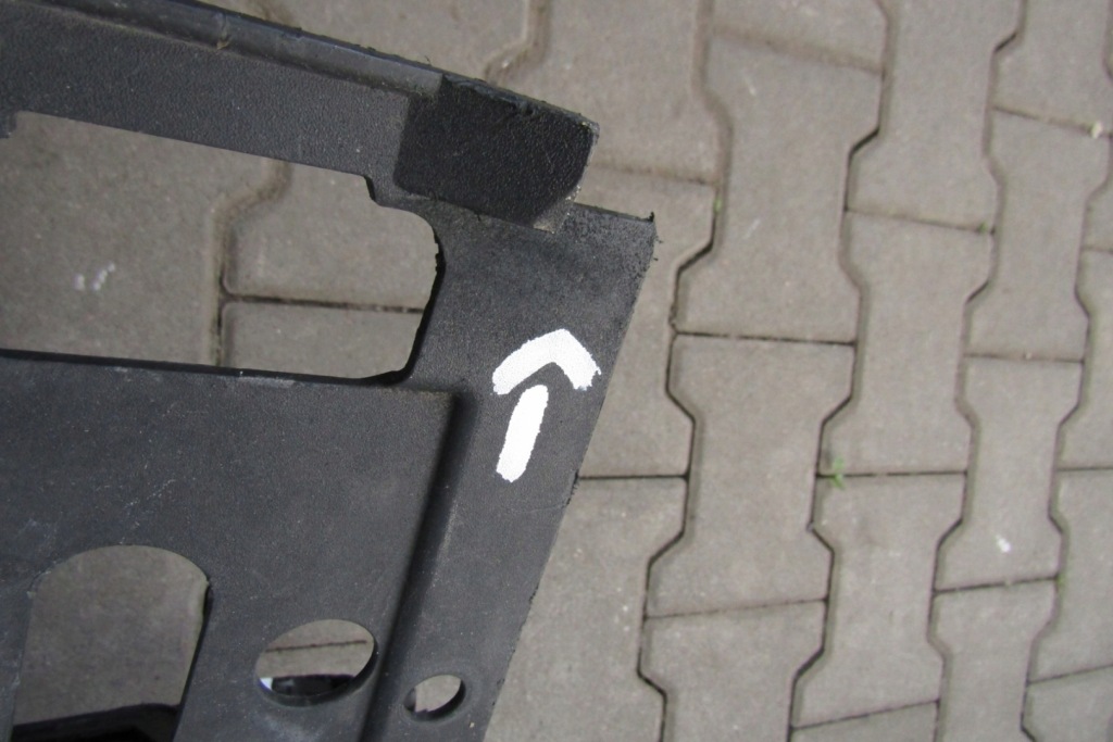 Решітка радіатора решітка радіатора бампер перед range rover 5 v l460 22- Ціна