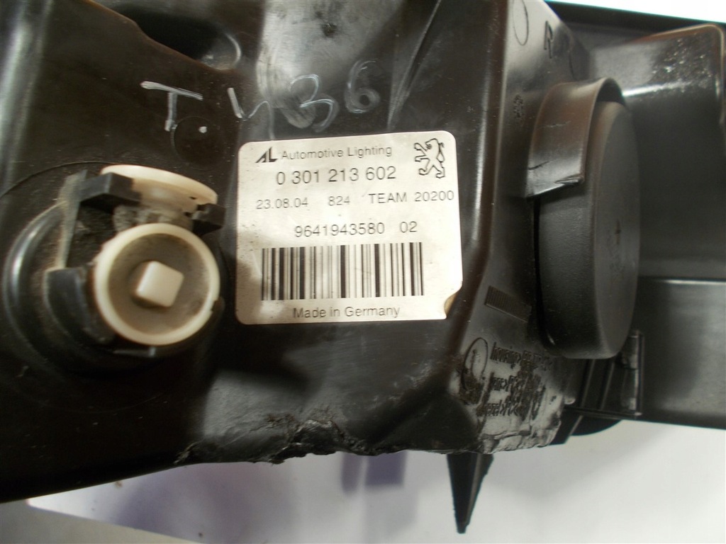 фото №9, Peugeot 407 sedan sw ксенон лампа правая фара правый перед