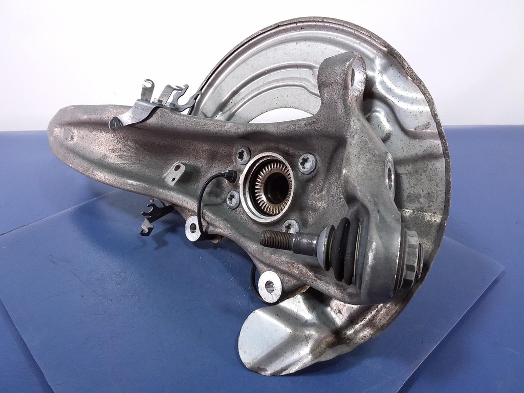 фото №4, Bmw 7 g11 g12 поворотний кулак ліва перед xdrive 6879171