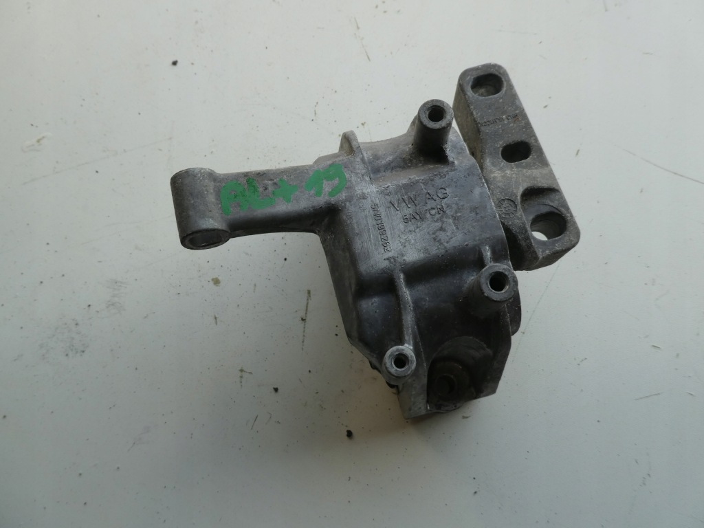 фото №1, Подушка двигателя vw tiguan 5n0199262f