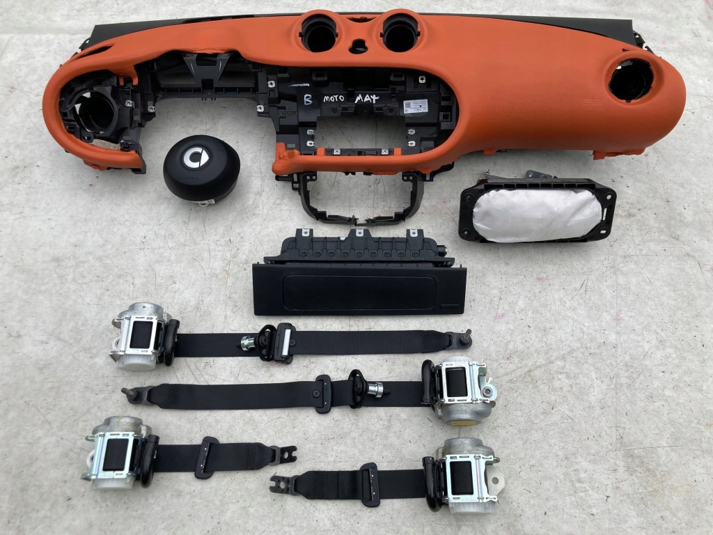 фото №2, Smart 453 панель приладів панель приладів консоль подушки безпеки ремені