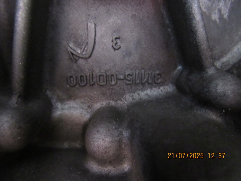 фото №10, Коробка передач передач corolla e15 yaris auris 1.4d4d 90km 6 передач 31115-0d100