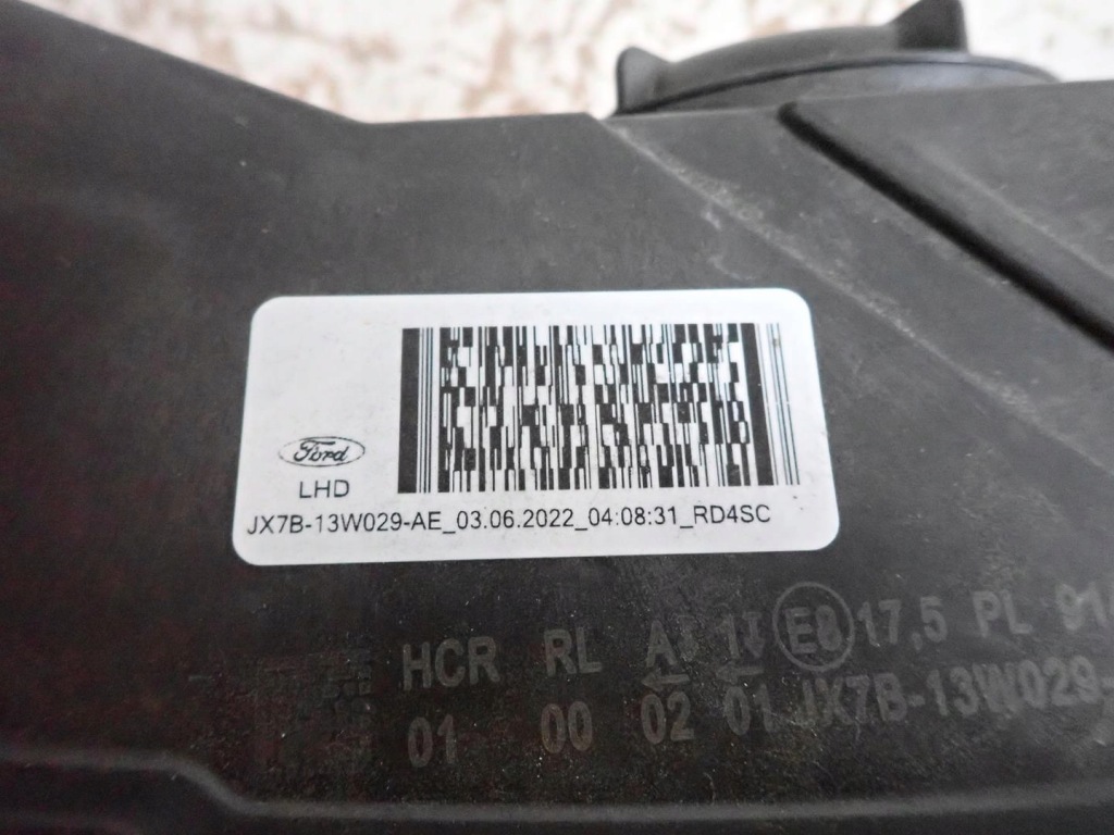 Фара перед правый  ford focus mk4 17- led Доставка