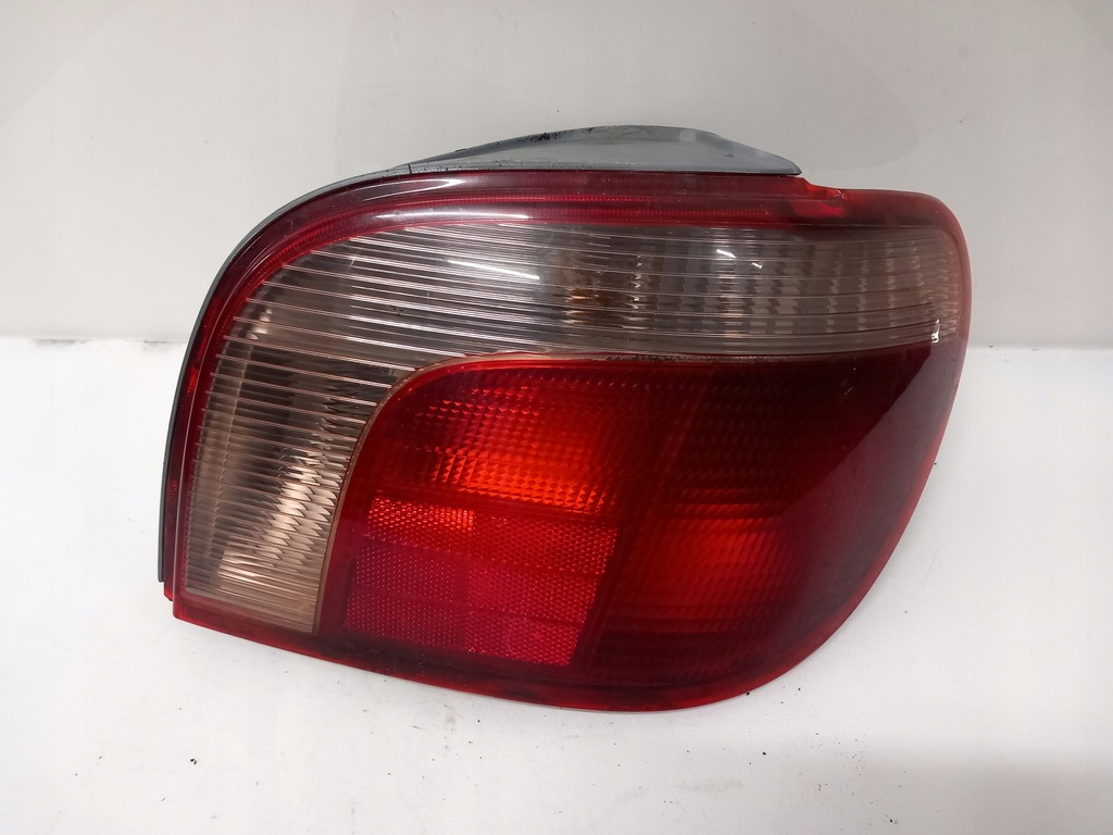 фото №1, Лампа права задня toyota yaris