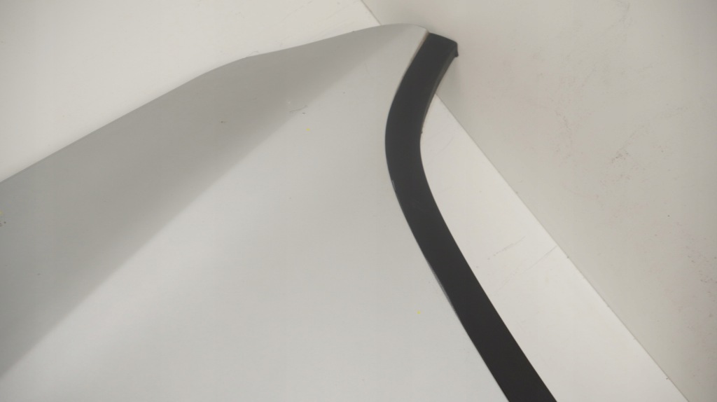 Капот крышка двигателя opel astra j 09-12r z176 с Разборки