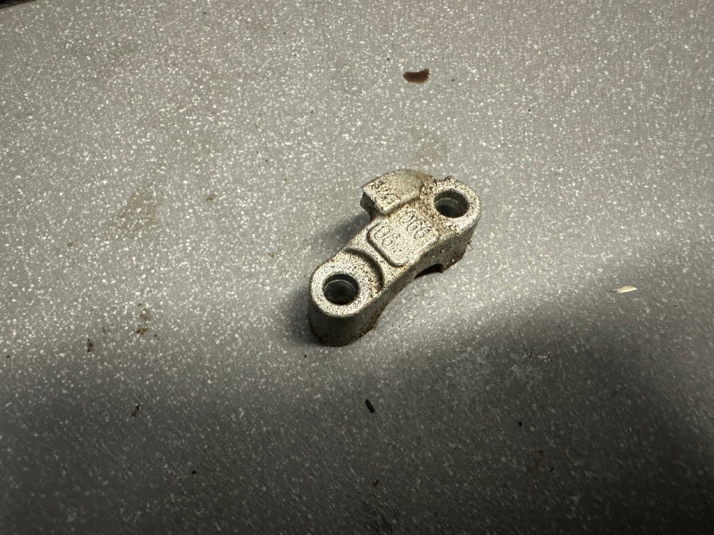 фото №6, Штовхач підніжка пружина клапанна головки bmw 3 318i g20 b48b20a 46tyś km