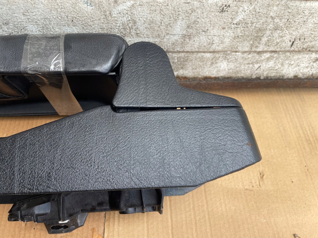 фото №7, Подлокотник bmw 3 e36 cabrio кожа czarna