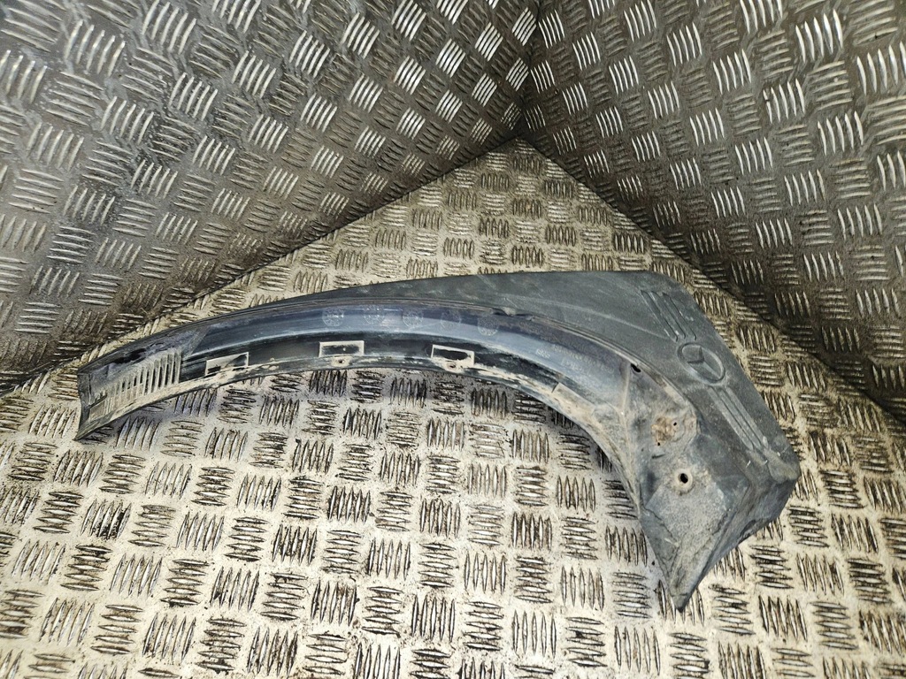 фото №1, Mercedes-benz ml w163 2003 задняя сторона правая брызговики задние