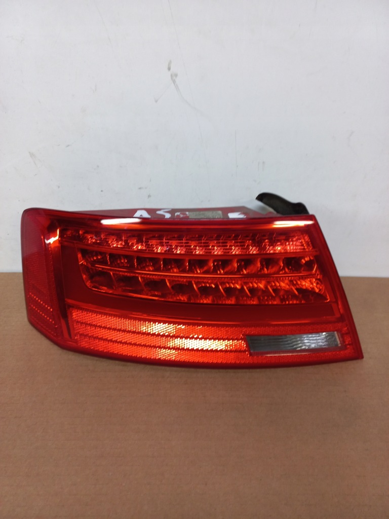 фото №1, Лампа левая led задняя audi a5 sportback lift 8t8945095f