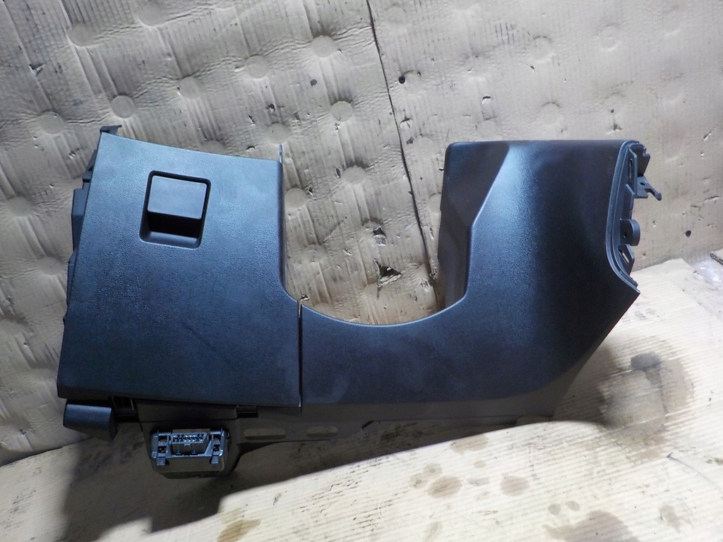 фото №1, Insignia защита pod консоль руль 13237929