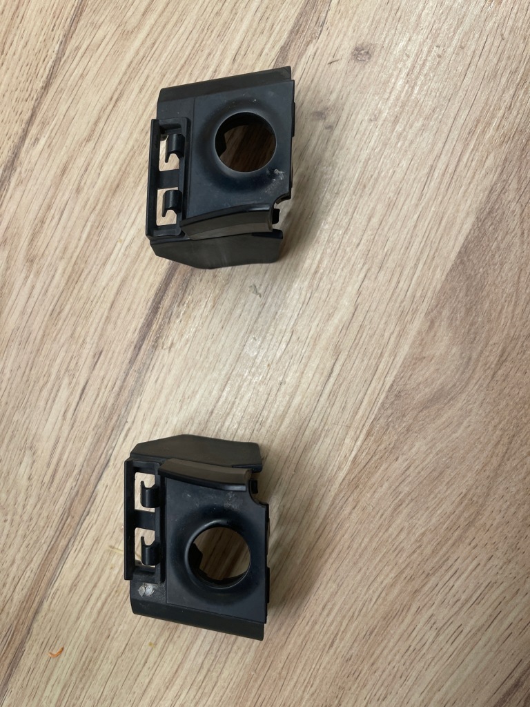 Купити Audi tt роз'єм pdc w решітка радіатора 8s0853232b