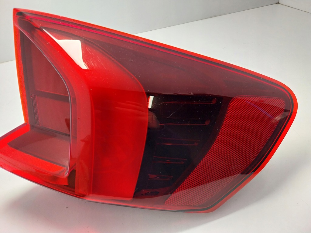 фото №6, Bmw x1 u11 лампа задня задня права europa low 9465350