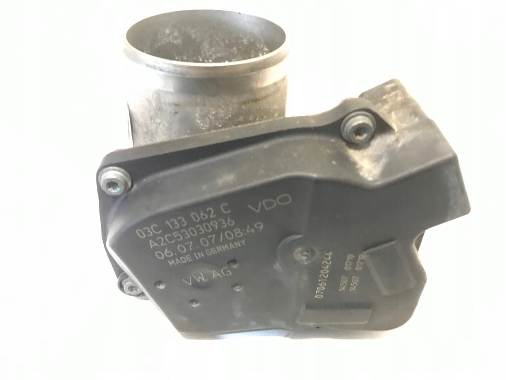 фото №5, Дроссельная заслонка vw golf v 5 1.4 b дроссельная заслонка 03c133062c bud