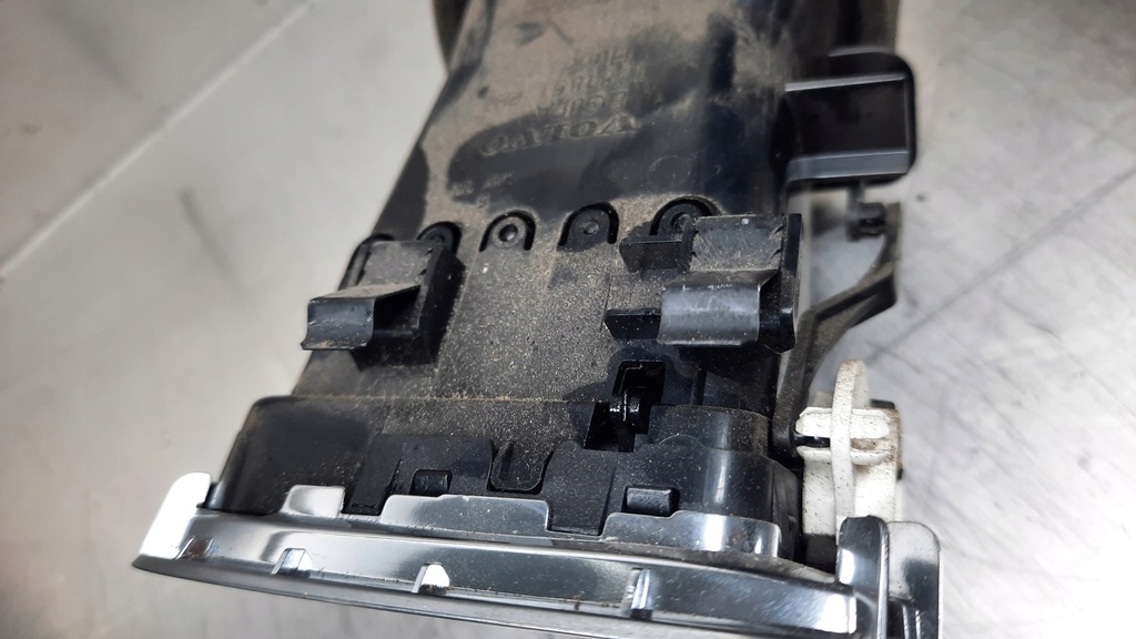 фото №5, Решётка обдув правая 1281851 volvo s40 ii s60 ii