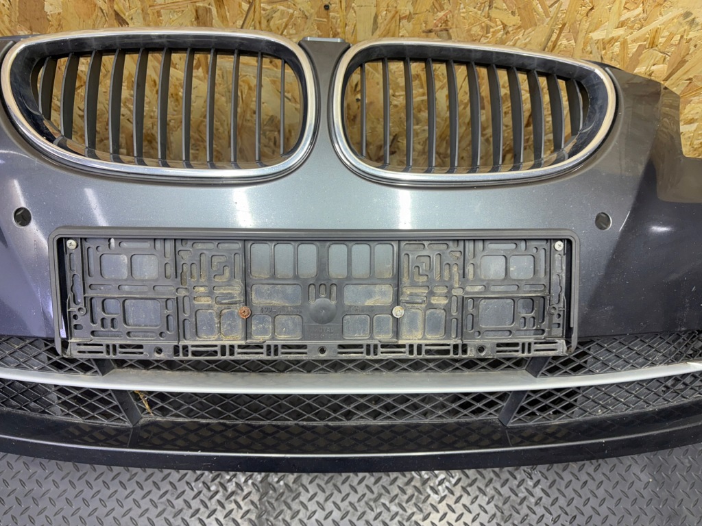 Бампер ксенон pdc bmw e60 e61 a68/7 platingrau Недорого