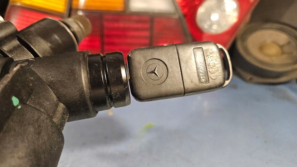 фото №10, Набор стартовый модуль петля колонка замок зажигания ключ a klasa w 168 1.7