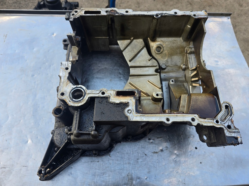 Купить Поддон масляная масла верхний vw touareg audi q7 3.0 tdi 059103603ag картер