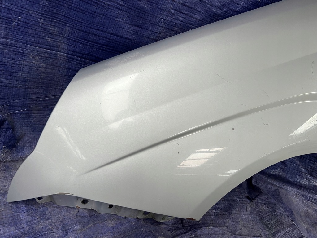 фото №2, Ssangyong rodius лівий передній крила