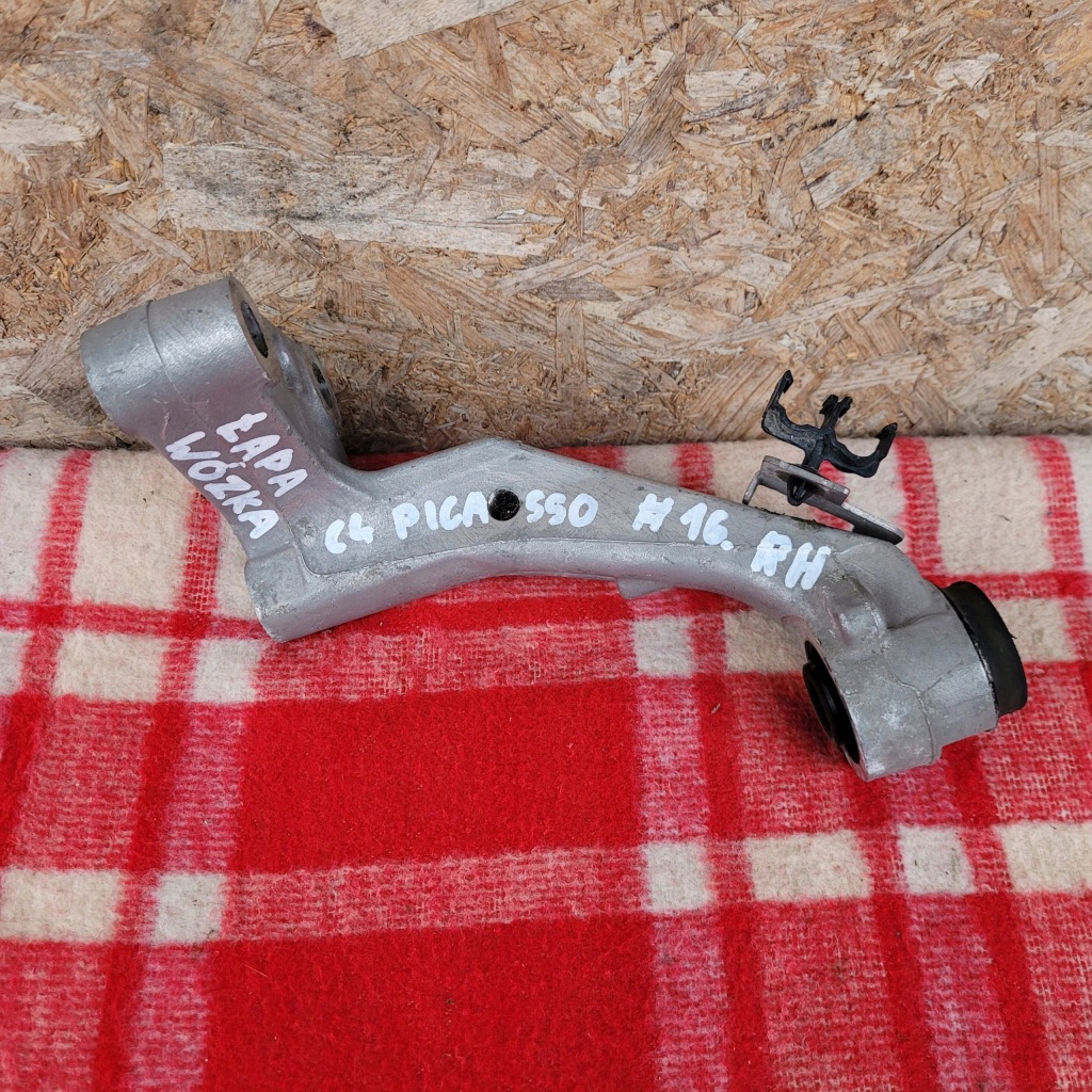 фото №1, Кронштейн кронштейн подрамник правая citroen c4 picasso