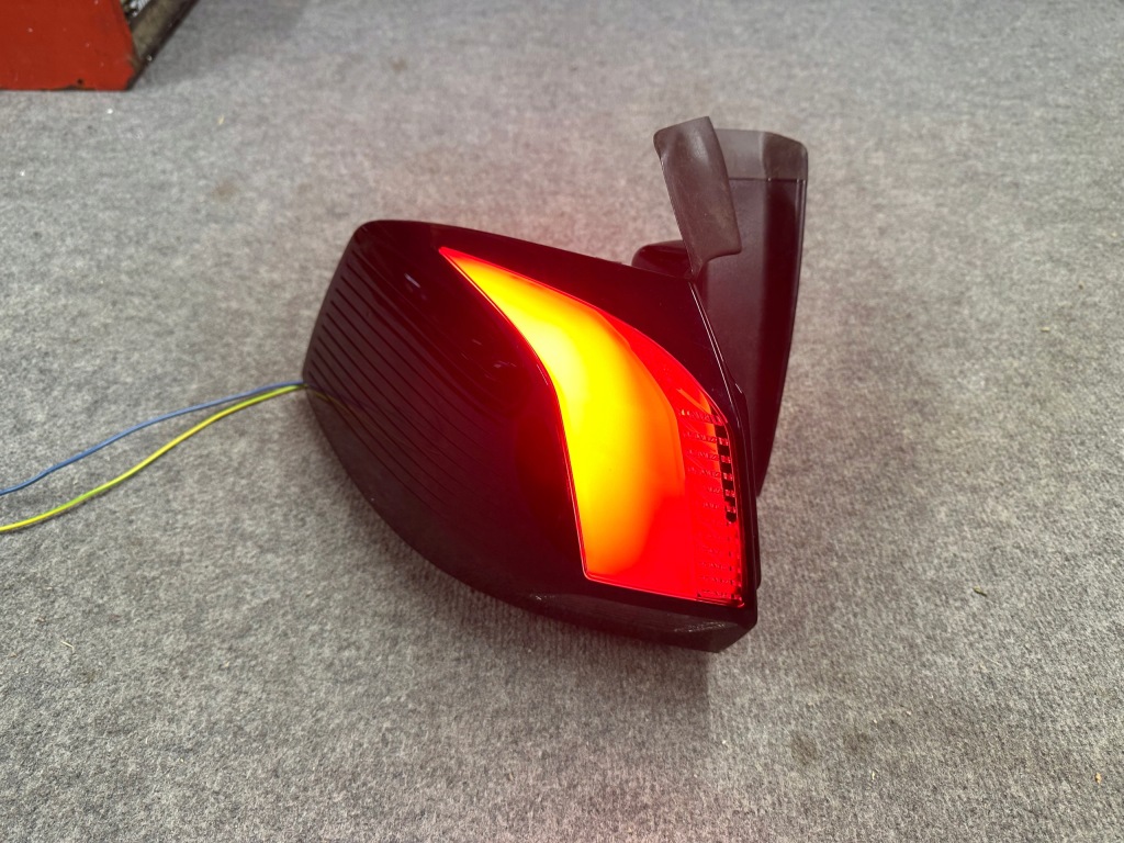 Купить Лампа левая peugoet 5008 ii 16-21 задняя w крыло led 9811028080