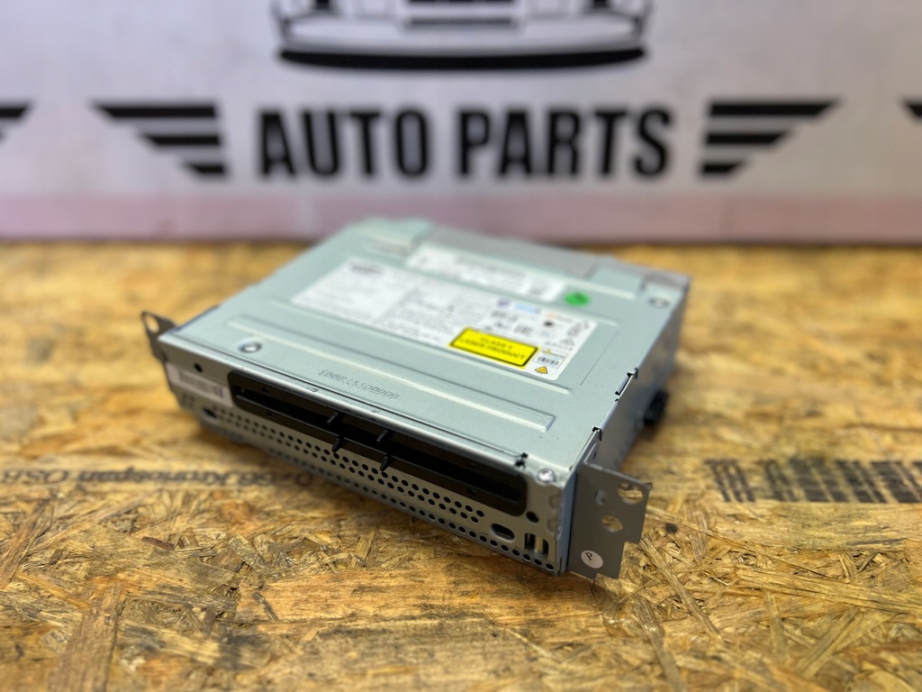 фото №1, Bmw x1 f48 считыватель навигации радио 6822588