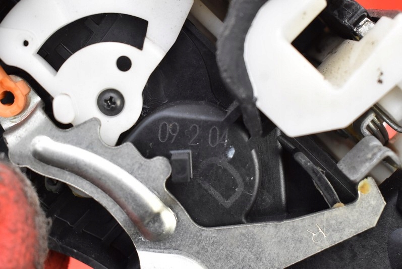 фото №6, Замок дверь правый перед eu mitsubishi lancer viii