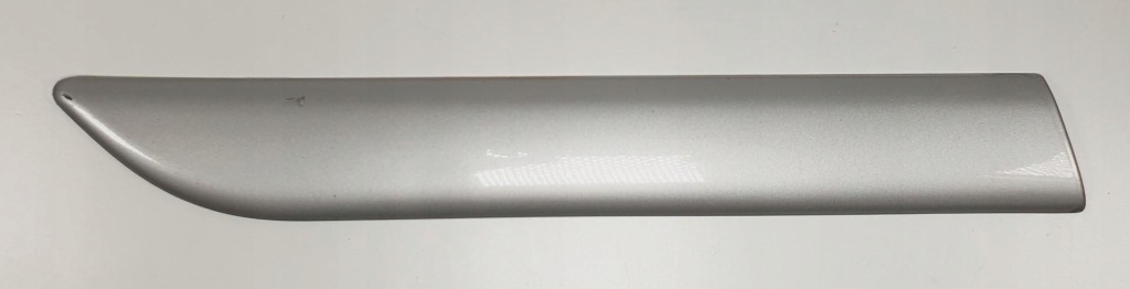 фото №1, Молдинг крила правий задня 3d mercedes w169