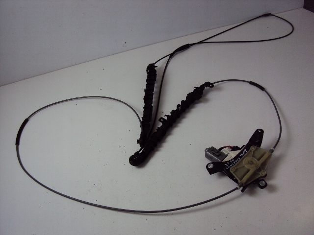 фото №1, Механизм моторчик шторка задняя audi q7 4m