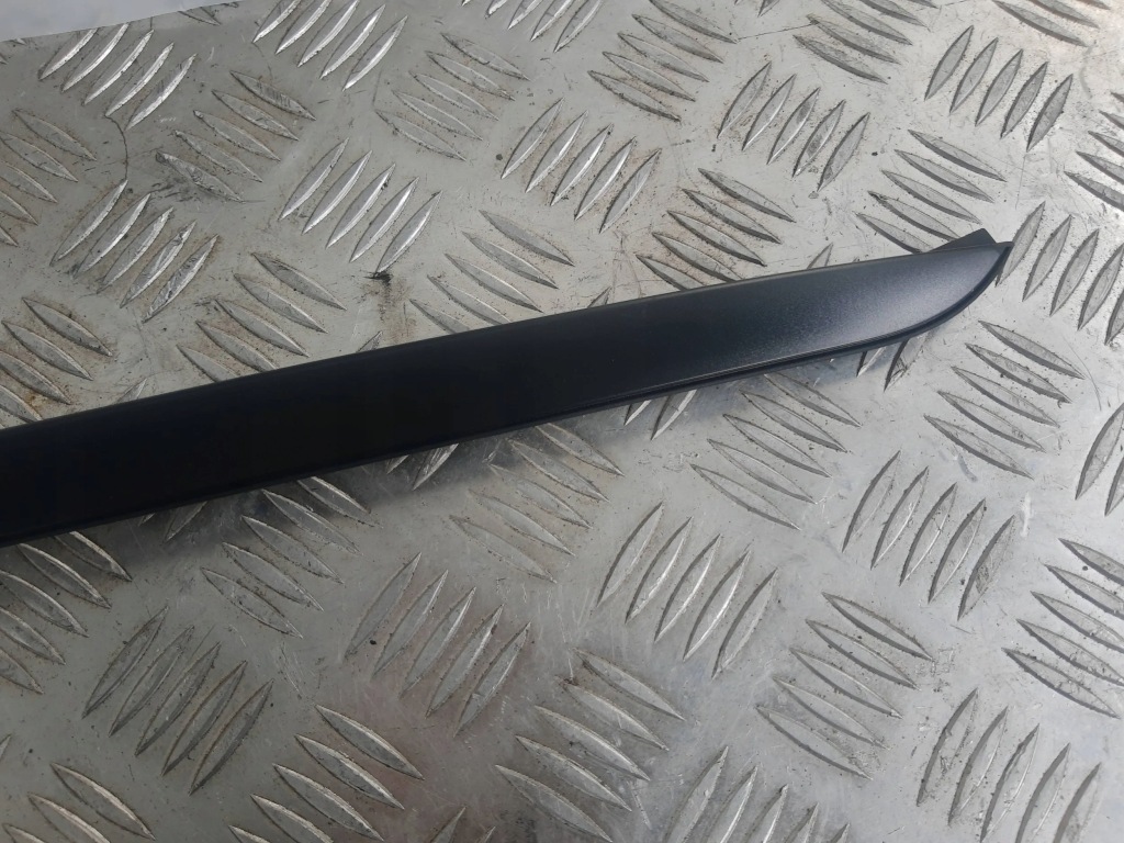 Lexus ux 2018-2023 молдинг стекло лобовое правая с Разборки