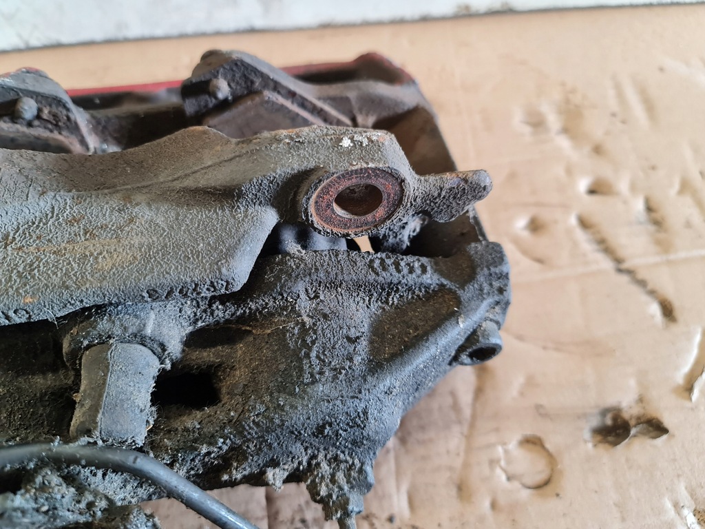 фото №8, Супорт лівий перед a8 d2 przed fl 94-99 пластина