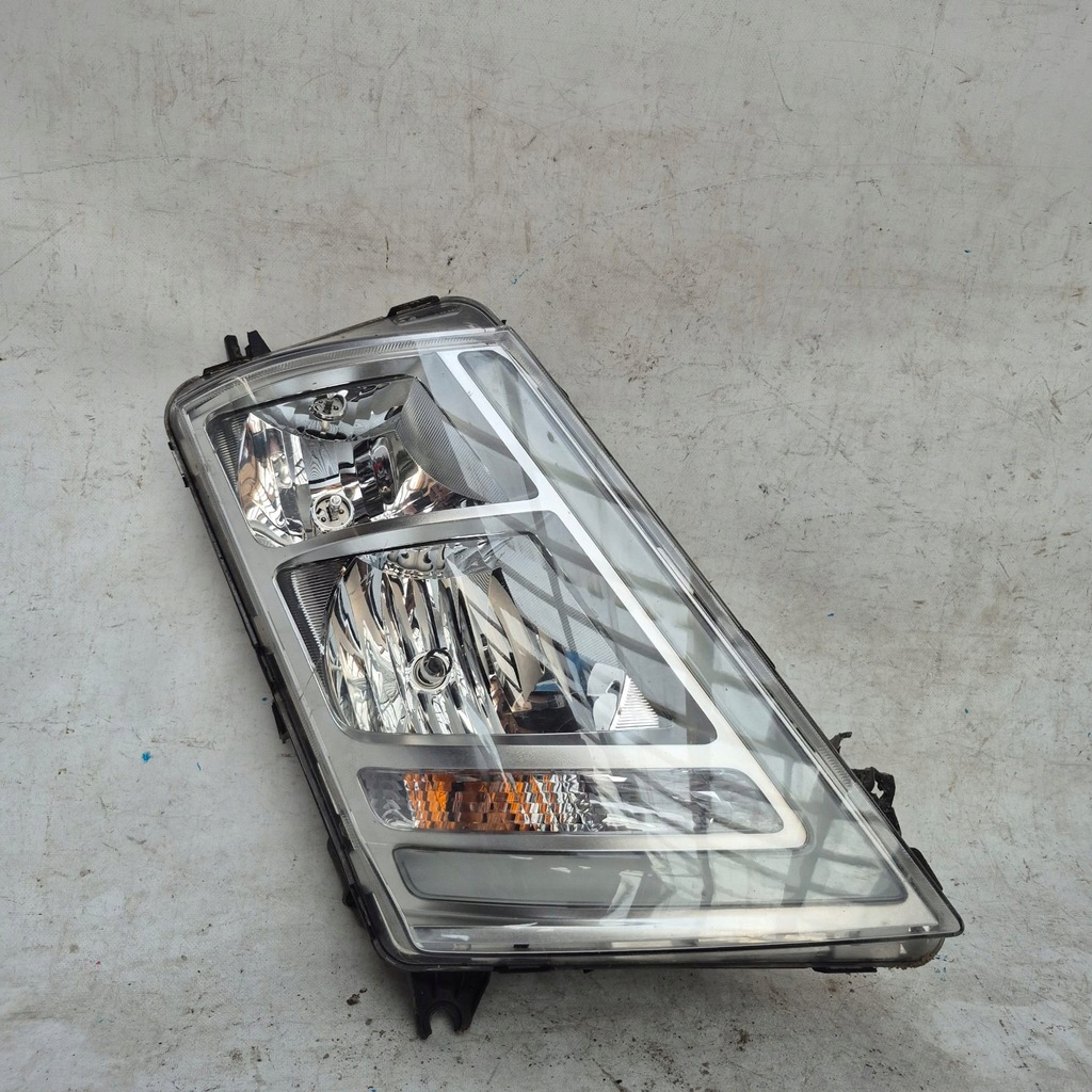 фото №1, Volvo fh4 лампа права перед передня 22239217