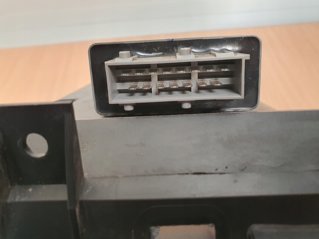 фото №7, Коробка запобіжників корпус свічка citroen ds5