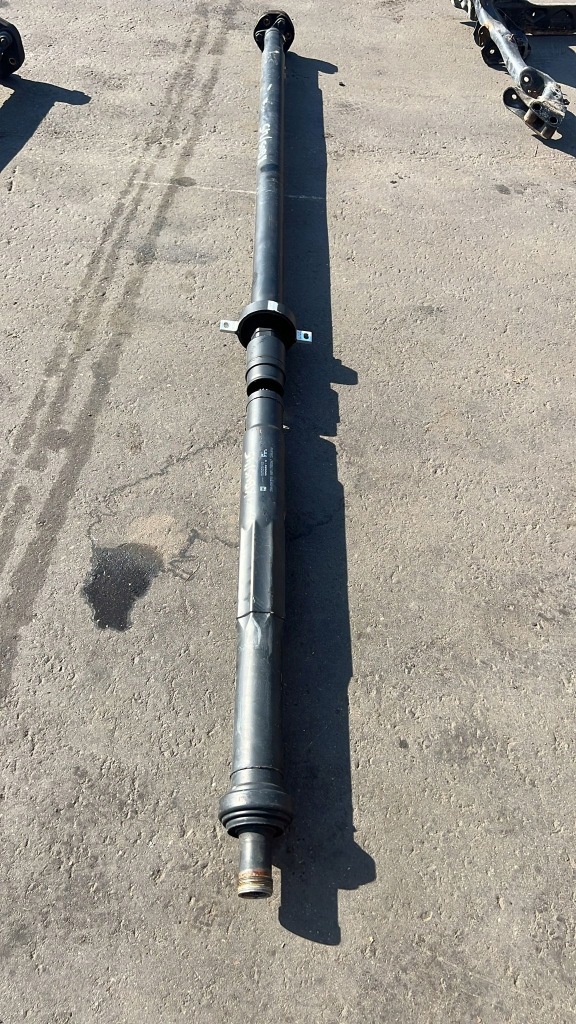 Вал продольный bmw x1 2018 55860587810 Оригинал