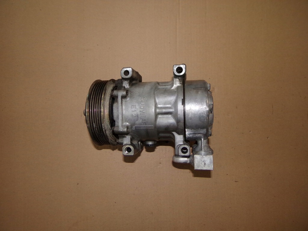 фото №1, Компрессор кондиционера 1442f fiesta mk6 fusion