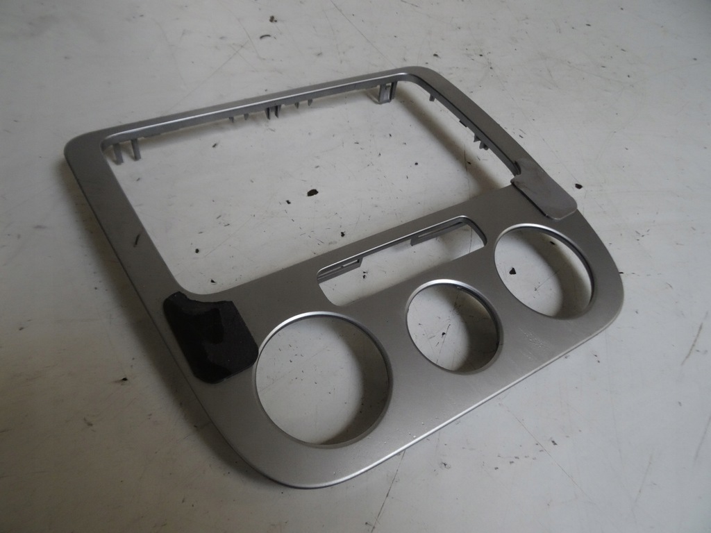 фото №1, Панель захист рамка радіо volkswagen eos 1q0858071e