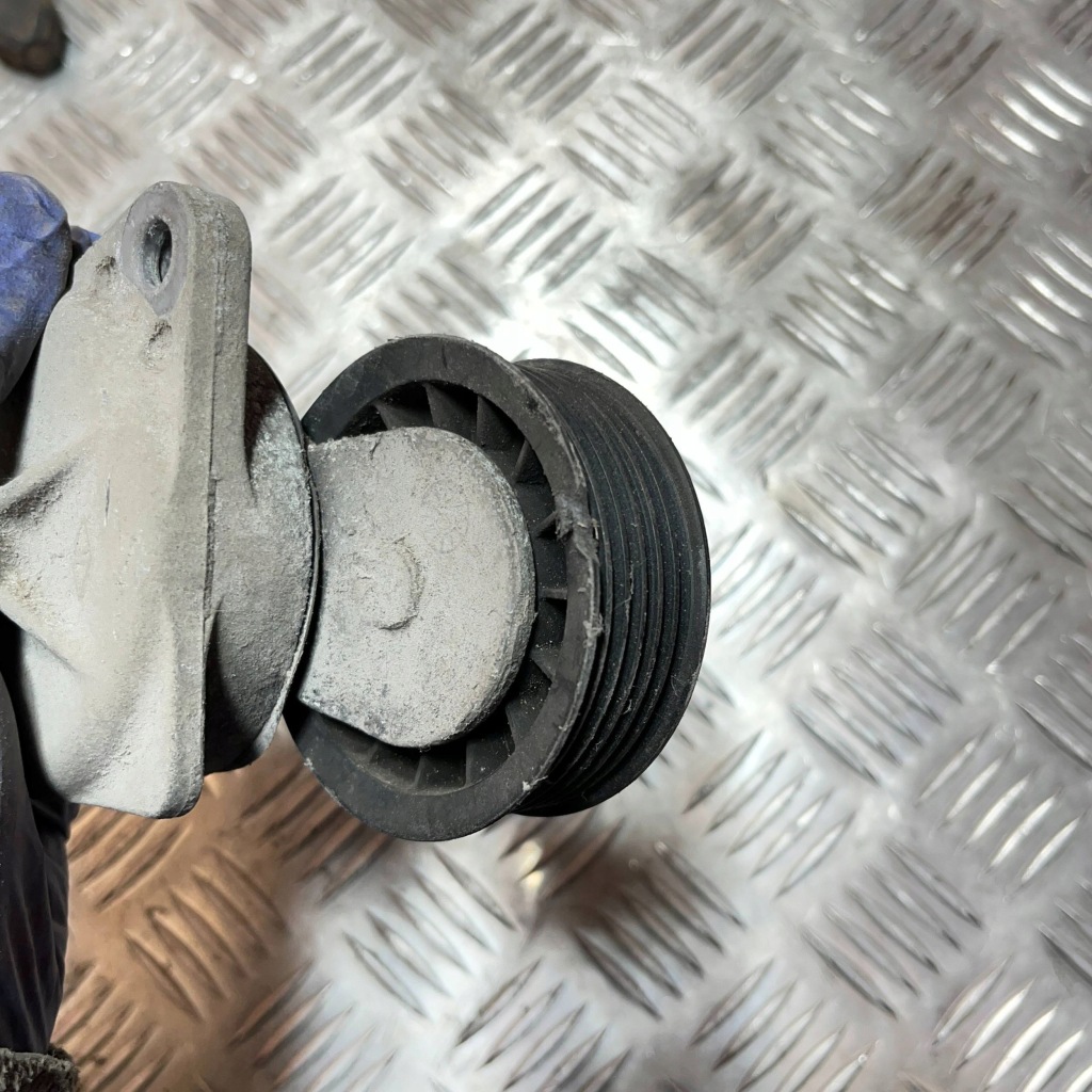 Натяжитель ремень генератора ford focus 1999 97bb6a228ag в Украине