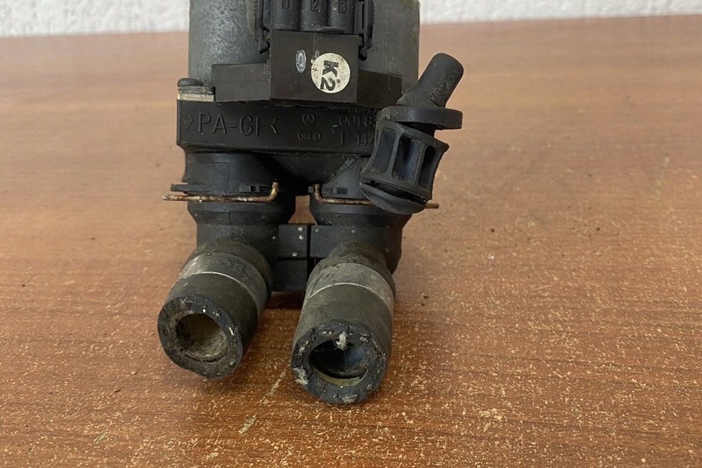 фото №8, Клапан радіатора обігрівача mercedes-benz e w210 0018307784 3.0l дизель