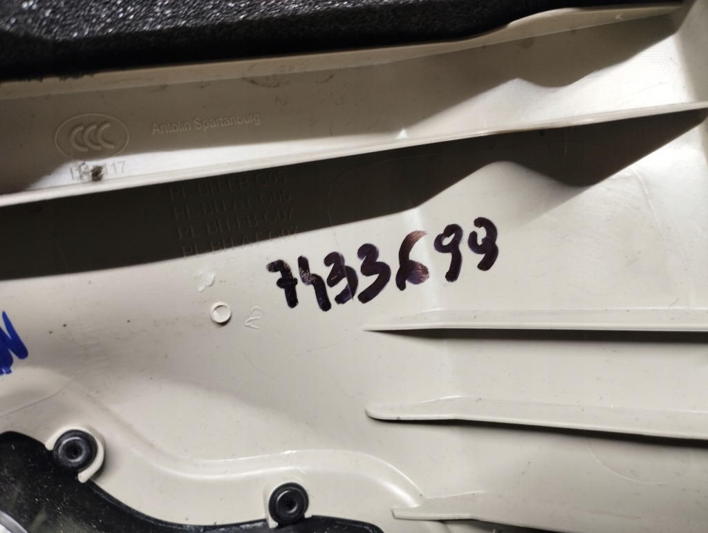 Bmw x5 g05 стійку  ліве чорний накладка стійка 7433699 Оригінал