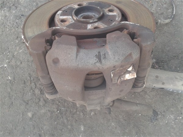 Mcperson правый поворотный кулак peugeot 308 1.6 hdi 08- Оригинал