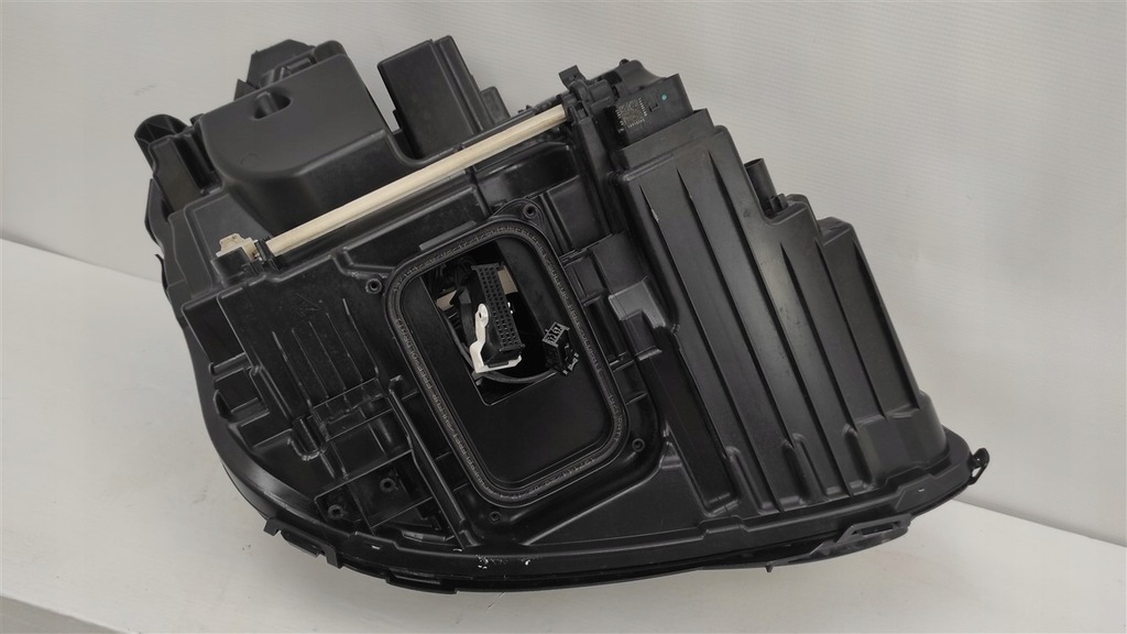 фото №11, Лампа левая перед mercedes e 213 w213 full led