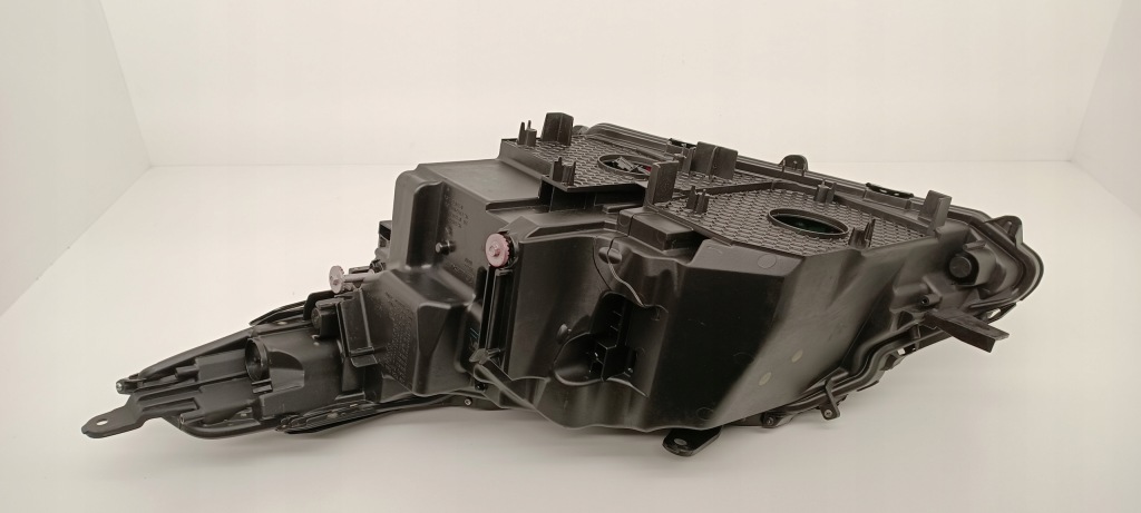 Lexus rx450h iv 4 full led фара правий європа Зі Шроту