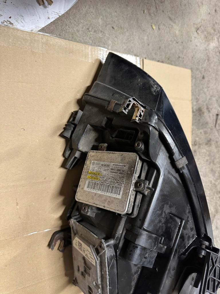 фото №6, A4 b8 s4 лампа правая перед передняя bi ксенон uk 8k0941004h